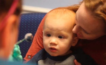 Детские молочные зубы лечить