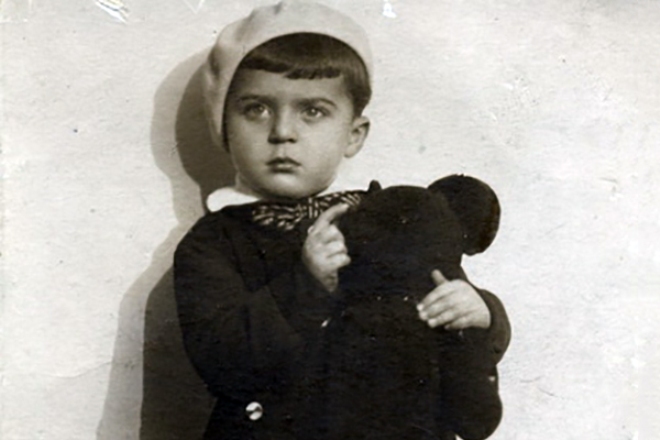 Илья Резник в детстве
